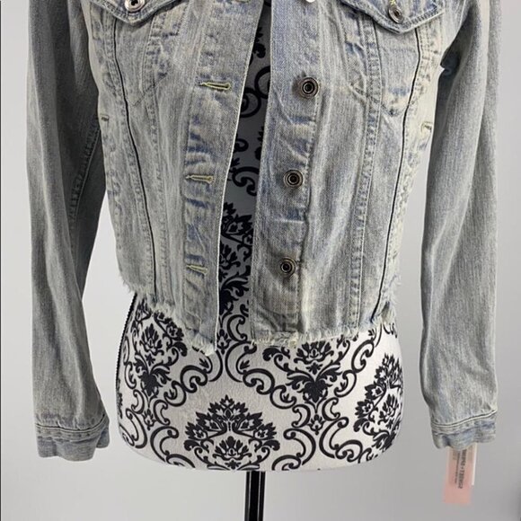 Sunset & Spring “Mermaid” Light Wash Sequin Denim Jacket, Size XS - Picture 9 of 13